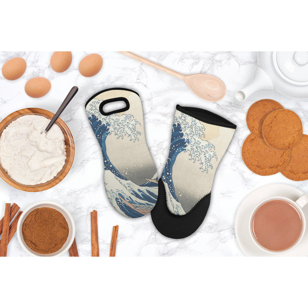 Great Wave off Kanagawa Neoprene Oven Mitt - Lifestyle Image