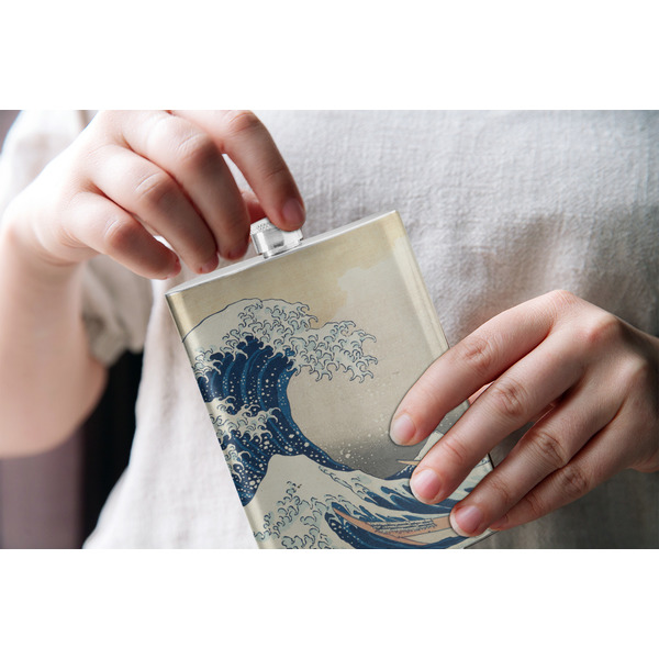 Great Wave off Kanagawa Stainless Steel Flask - LIFESTYLE 1