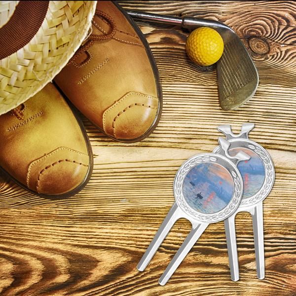 Impression Sunrise by Claude Monet Divot Tool - LIFESTYLE