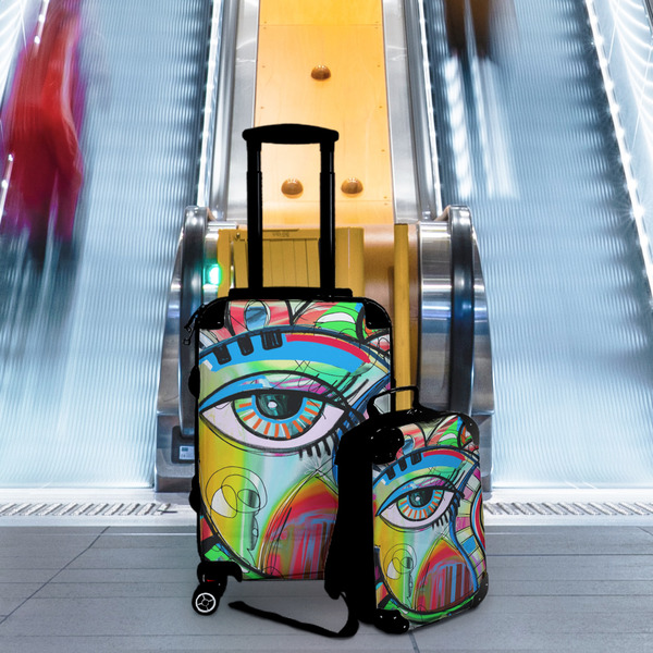 Abstract Eye Painting Suitcase Set 4 - IN CONTEXT