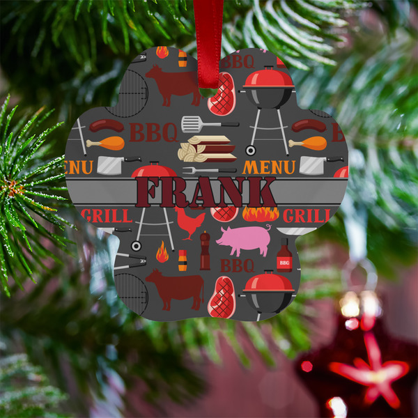 Barbeque Metal Paw Ornament - Lifestyle