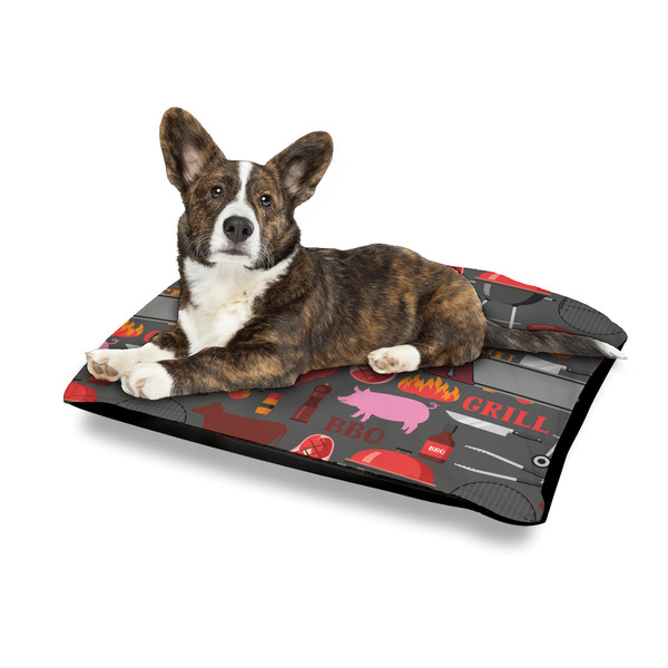 Barbeque Outdoor Dog Beds - Medium - IN CONTEXT