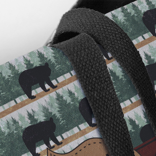 Cabin Closeup of Tote w/Black Handles