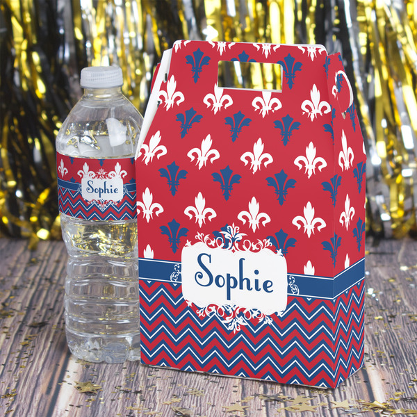 Patriotic Fleur de Lis Gable Favor Box - In Context