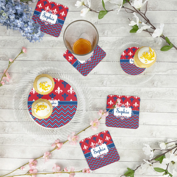 Patriotic Fleur de Lis Plastic Party Appetizer & Dessert Plates - In Context