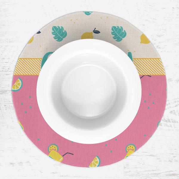 Summer Lemonade Round Linen Placemats - LIFESTYLE (single)