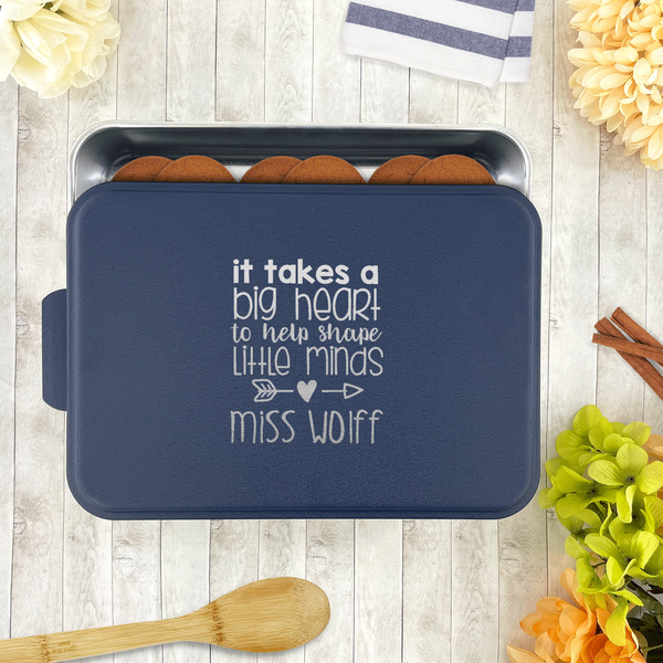 Teacher Quote Aluminum Baking Pan - Navy Lid - LIFESTYLE