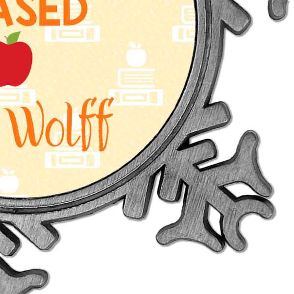 Teacher Quote Vintage Snowflake - Detail