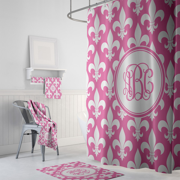 Fleur De Lis Bath Towel Sets - 3-piece - In Context