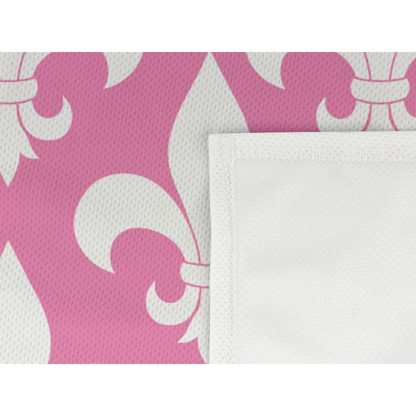 Fleur De Lis Cooling Towel- Detail
