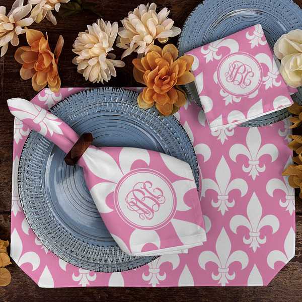 Fleur De Lis Dining Set