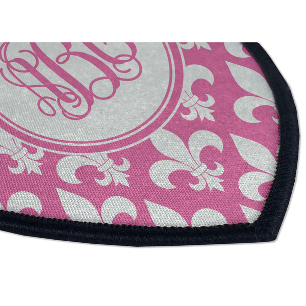 Fleur De Lis Iron on Shield 3 Detail