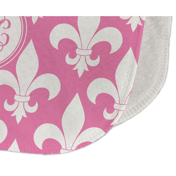 Fleur De Lis Old Burp Detail