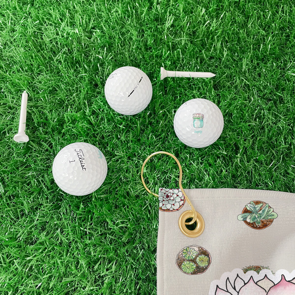 Cactus Golf Balls - Titleist - Set of 3 - LIFESTYLE