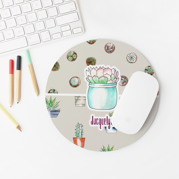 Cactus Round Mousepad - LIFESTYLE 2
