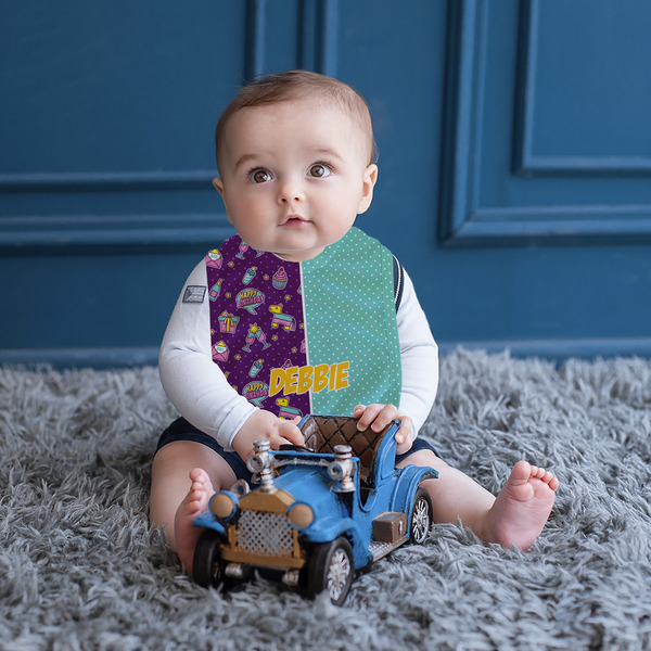 Pinata Birthday Bib Lifestyle Boy