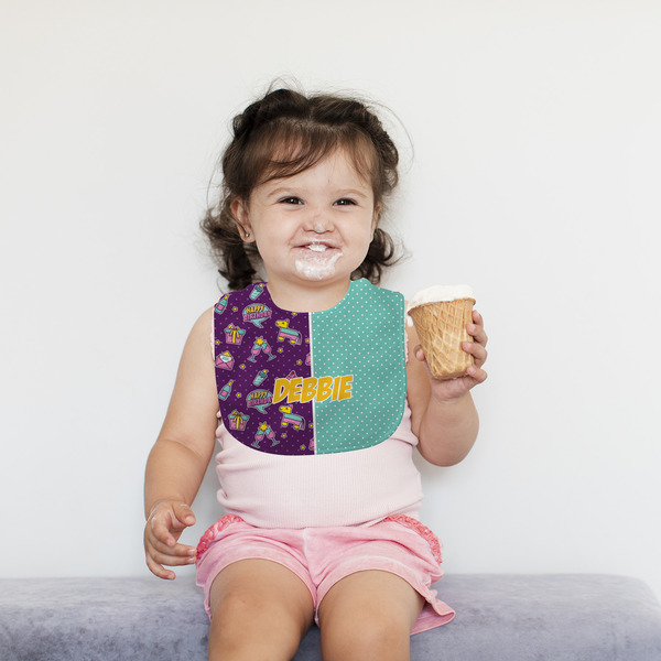 Pinata Birthday Bib Lifestyle Girl