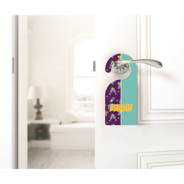 Pinata Birthday Door Hanger - LIFESTYLE