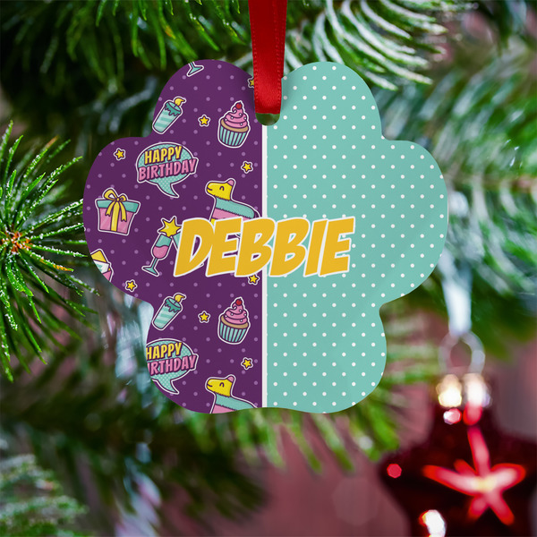 Pinata Birthday Metal Paw Ornament - Lifestyle