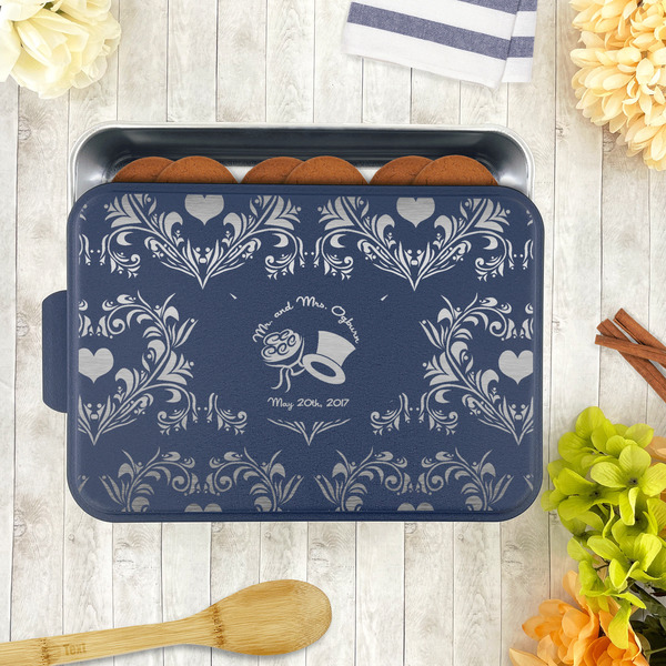 Wedding People Aluminum Baking Pan - Navy Lid - LIFESTYLE
