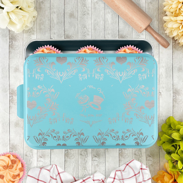 Wedding People Aluminum Baking Pan - Teal Lid - LIFESTYLE