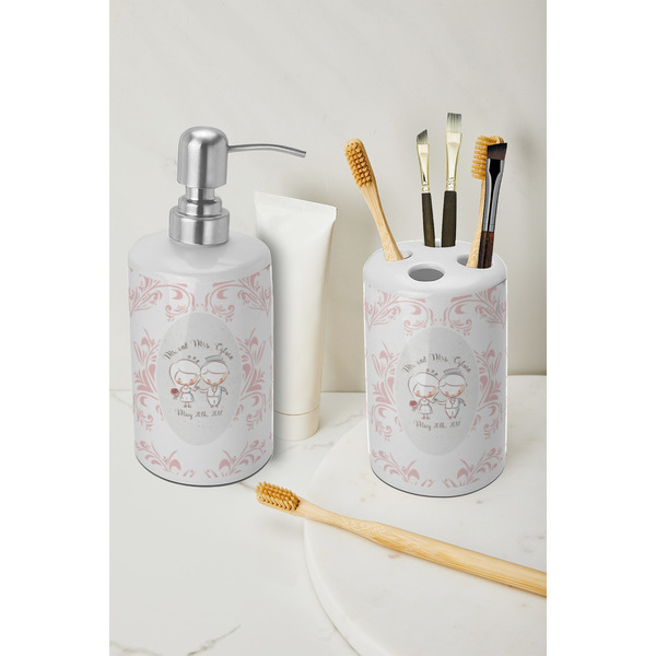 Wedding People Ceramic Bathroom Accessories - LIFESTYLE (toothbrush holder & soap dispenser)