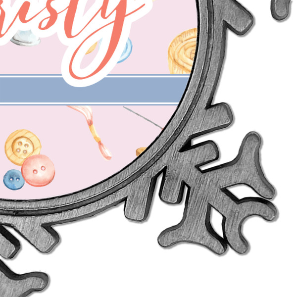 Sewing Time Vintage Snowflake - Detail