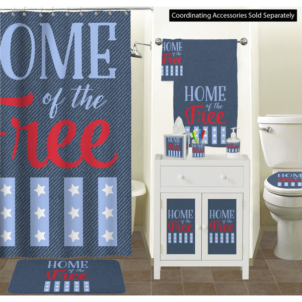 American Quotes Bathroom Scene