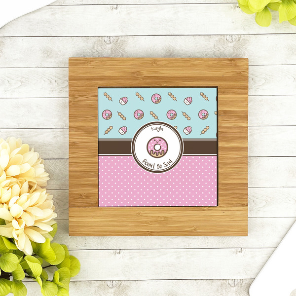 Donuts Bamboo Trivet with 6" Tile - LIFESTYLE
