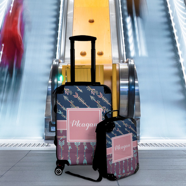 Tribal Arrows Suitcase Set 4 - IN CONTEXT