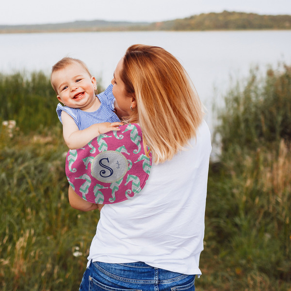 Sea Horses Peanut Shaped Burp - Lifestyle