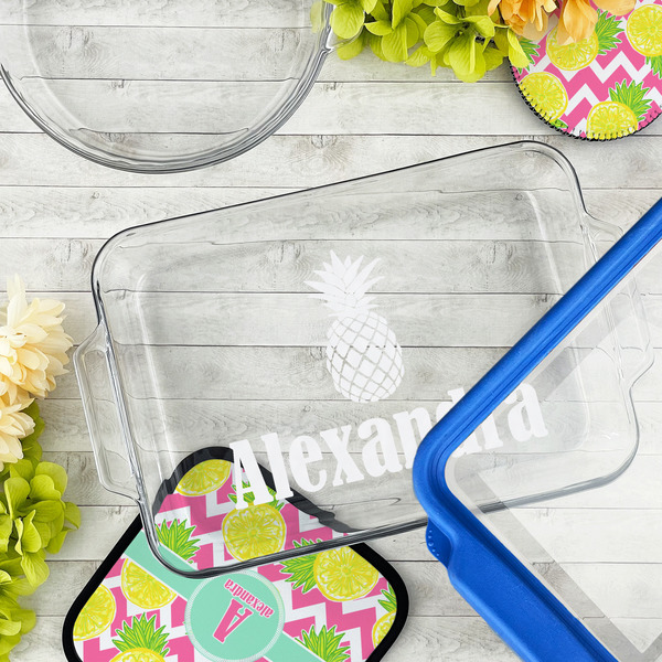 Pineapples Glass Baking Dish - LIFESTYLE (13x9)
