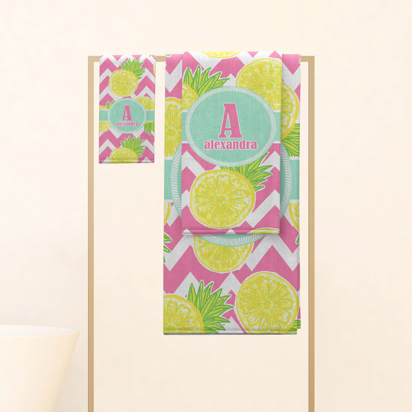Pineapples Personalized Towel Set