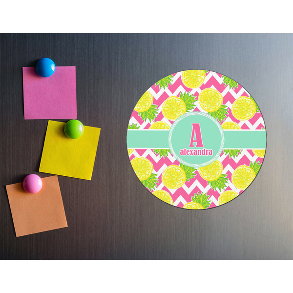 Pineapples Round Fridge Magnet - LIFESTYLE