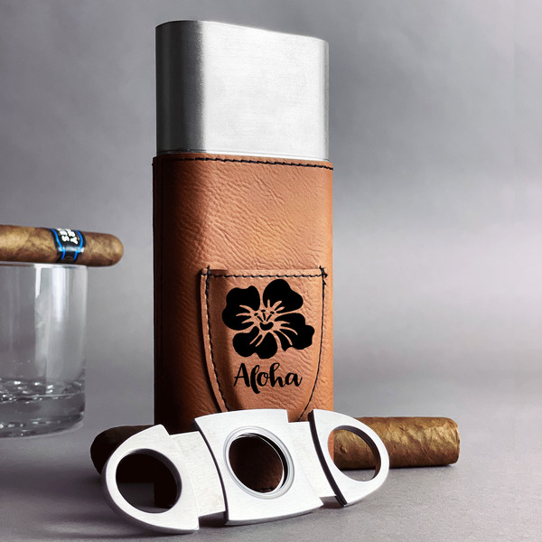 Preppy Hibiscus Cigar Case with Cutter - IN CONTEXT