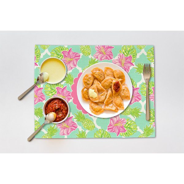 Preppy Hibiscus Linen Placemat - Lifestyle (single)