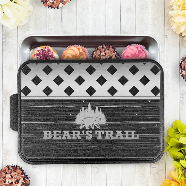 Lumberjack Plaid Aluminum Baking Pan - Black Lid - LIFESTYLE