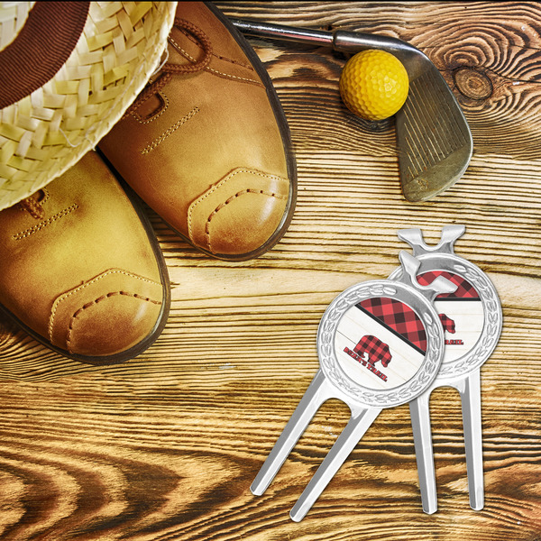 Lumberjack Plaid Divot Tool - LIFESTYLE