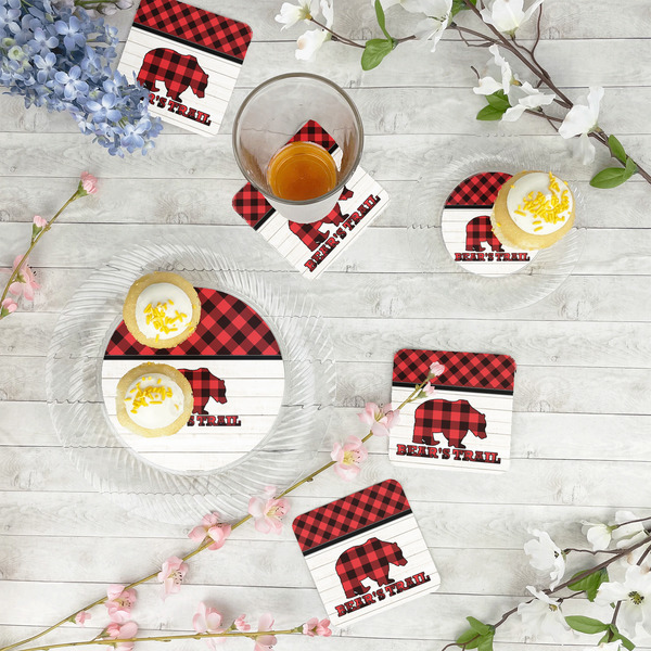 Lumberjack Plaid Plastic Party Dinner Plates - In Context