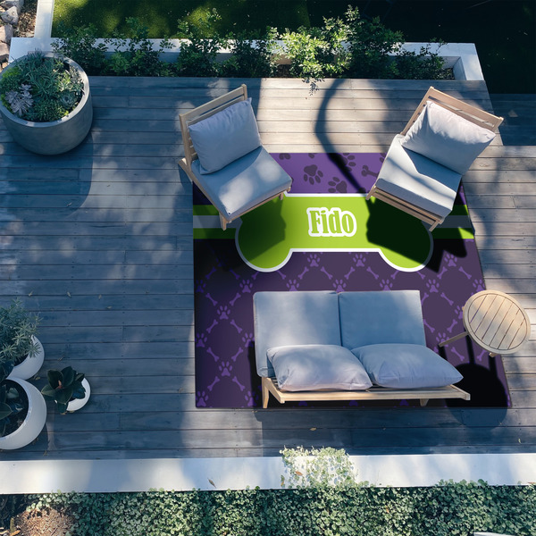 Pawprints & Bones 8'x10' Patio Rug - In context