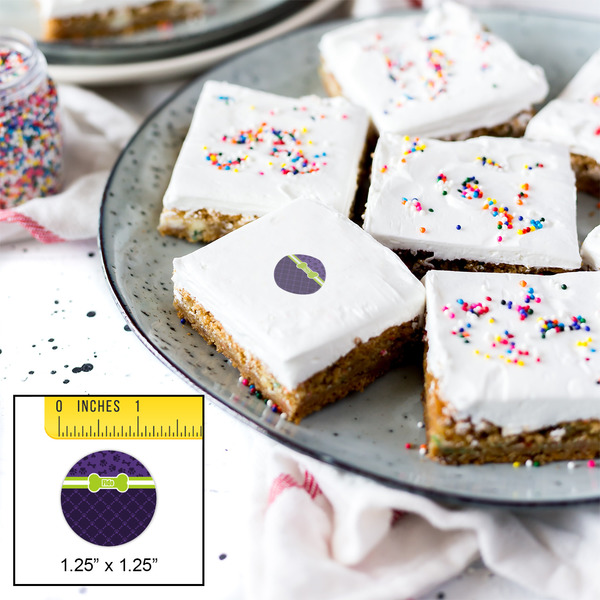 Pawprints & Bones Printed Icing Circle - XSmall - In Context