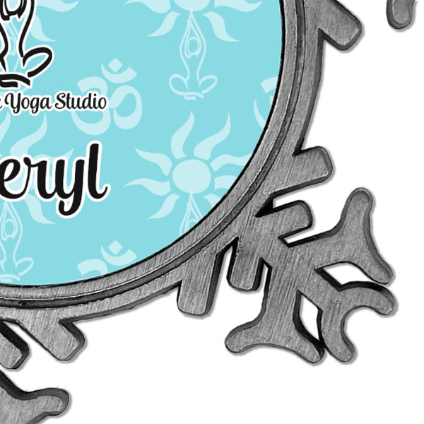 Sundance Yoga Studio Vintage Snowflake - Detail