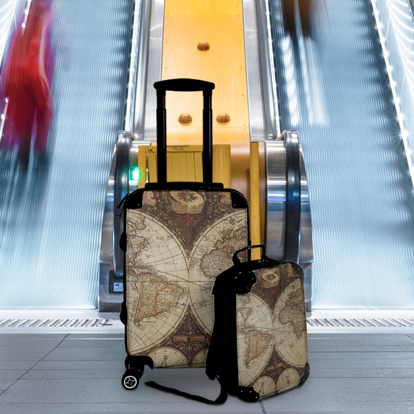 Vintage World Map Suitcase Set 4 - IN CONTEXT