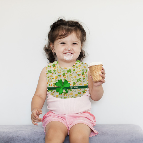 St. Patrick's Day Bib Lifestyle Girl