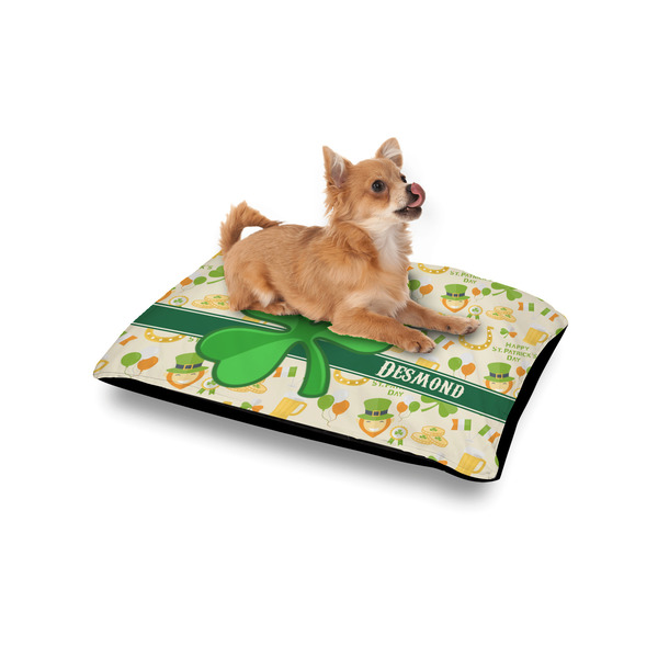 St. Patrick's Day Outdoor Dog Beds - Small - IN CONTEXT