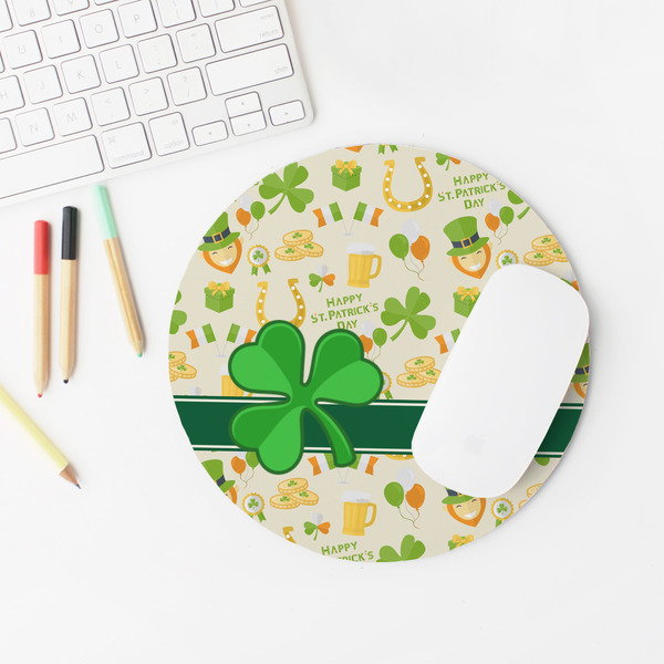 St. Patrick's Day Round Mousepad - LIFESTYLE 2
