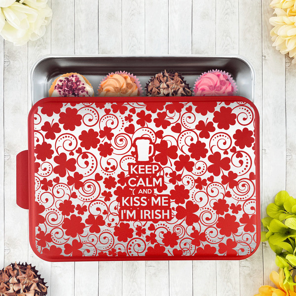 Kiss Me I'm Irish Aluminum Baking Pan - Red Lid - LIFESTYLE