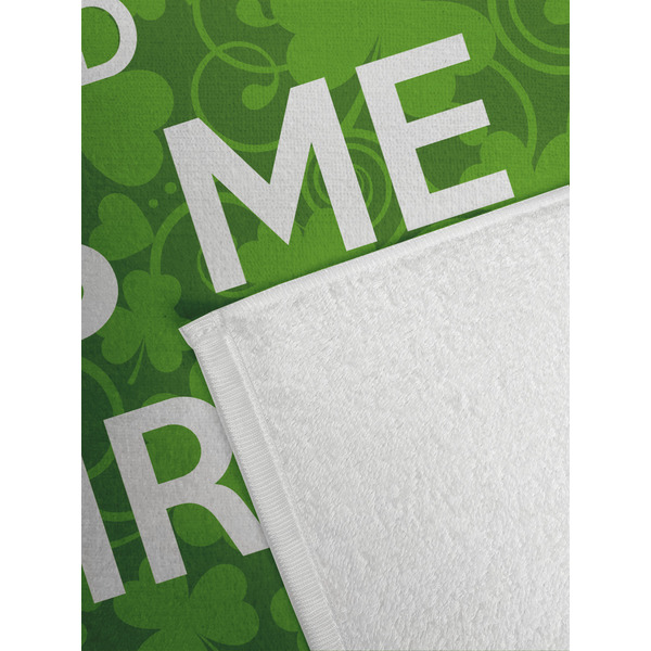 Kiss Me I'm Irish Golf Towel - Detail