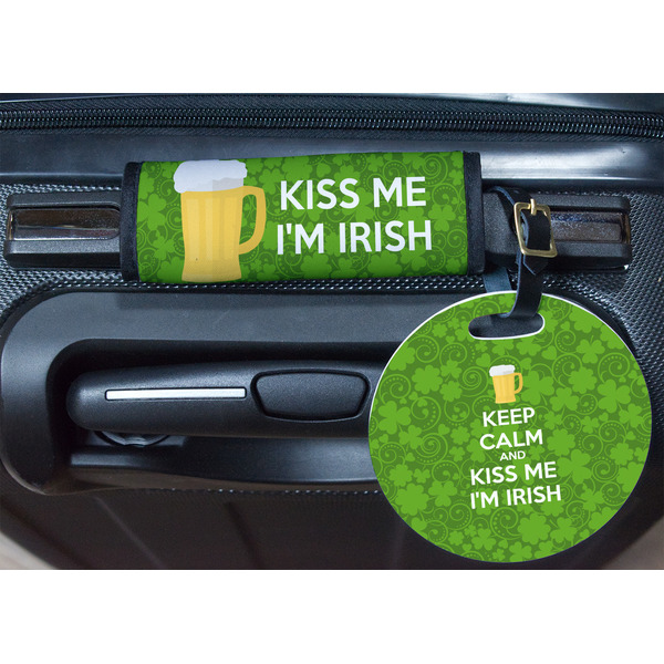 Kiss Me I'm Irish Round Luggage Tag & Handle Wrap - In Context