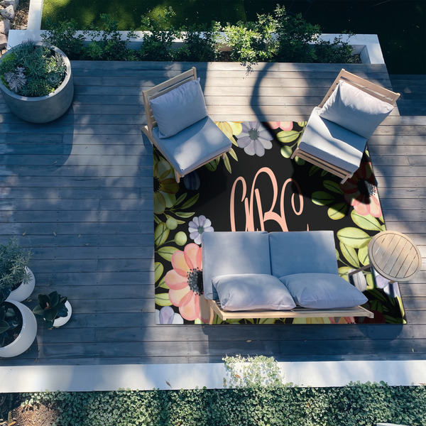 Boho Floral 8'x10' Patio Rug - In context